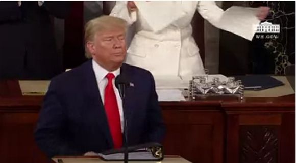 Nancy Pelosi rips up Trump's 2020 State of the Union Speech on camera Nancy Pelosi rips up Trump's 2020 State of the Union Speech on camera