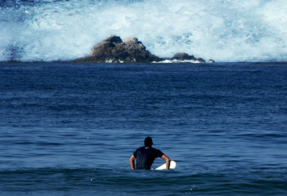 You need to know if a tsunami is on the way to your town, and our government and the National Weather Service (along with our local and national news networks) are sure to be on the job You need to know if a tsunami is on the way to your town, and our government and the National Weather Service (along with our local and national news networks) are sure to be on the job